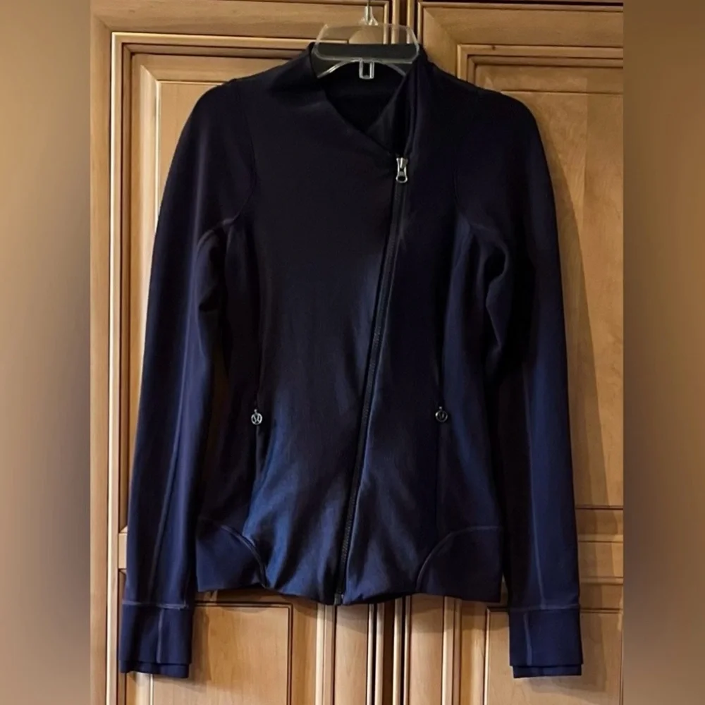 Lululemon Emerge Renewed Jacket